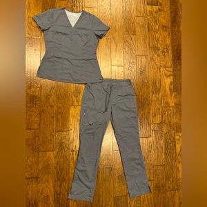Barco Grays Anatomy Scrub Set Medium